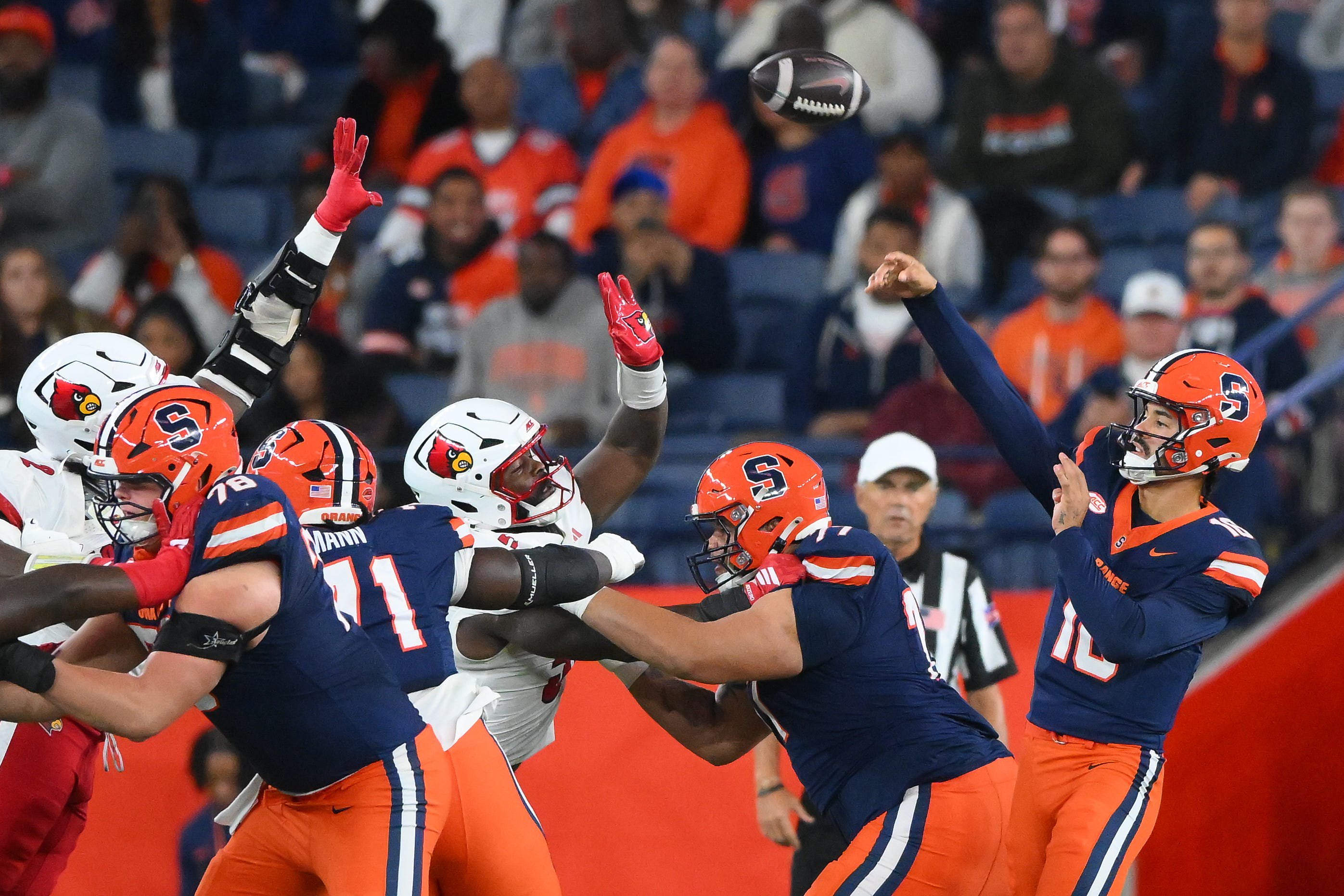 Oct 17, 2026; Syracuse, New York, USA;  Syracuse Orange quarterback Malachi Nelson (16) passes the ball during the first half against the Louisville Cardinals at the JMA Wireless Dome.  Mandatory Credit: Rich Barnes-Imagn Images