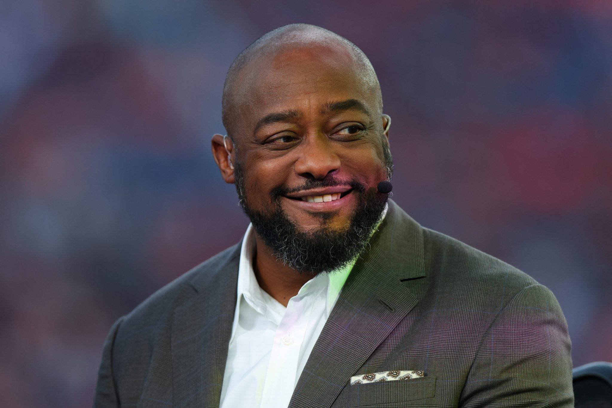 Mike Tomlin, que comandou o Pittsburgh Steelers por 19 temporadas, revelou recentemente que passou 12 anos construindo uma gigantesca cidade virtual no Minecraft durante seu tempo livre. Foto: Justin Edmonds/Getty Images