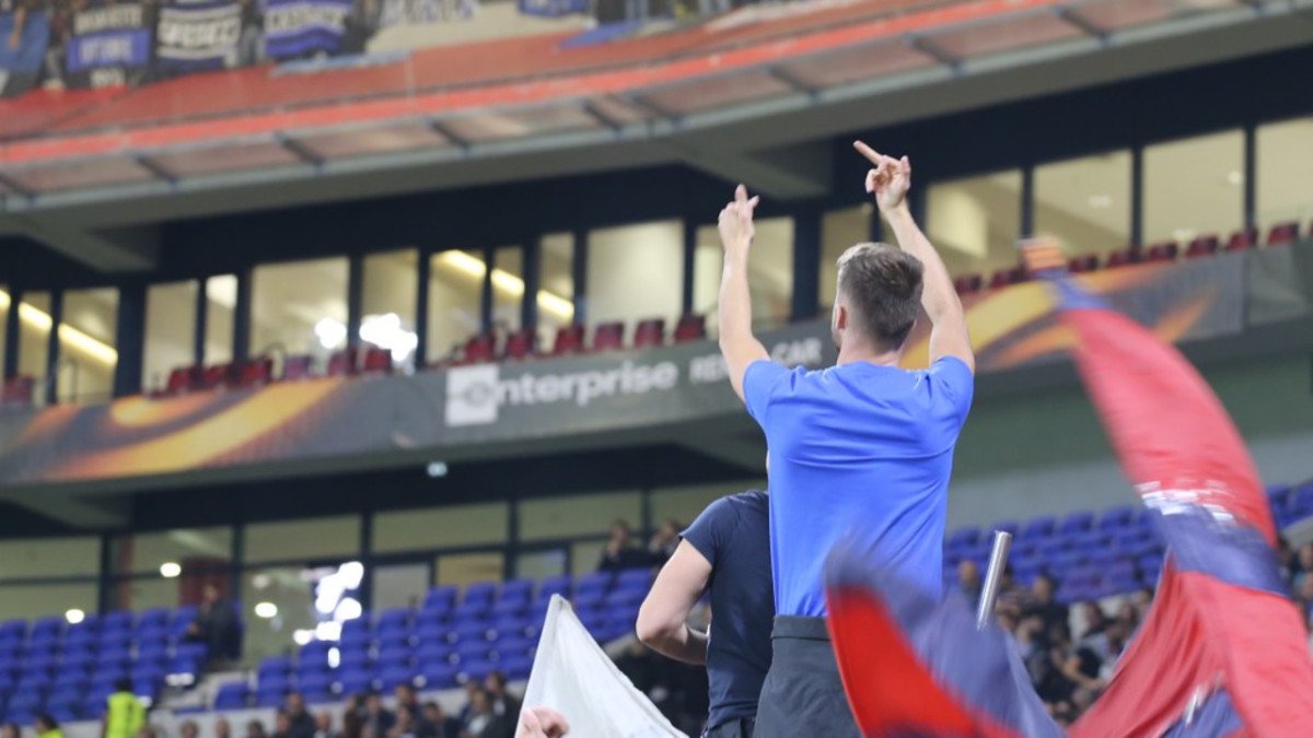 Un député LFI demande d'étudier une possible dissolution d'un groupe de supporters de l'OL