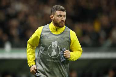 Eintracht Frankfurt v Borussia Dortmund - DFB Cup: Round Two