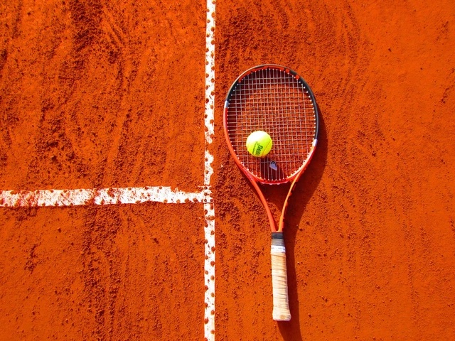 tennis-1671852_1920