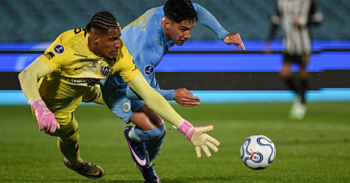 Atlético-MG avança na Sul-Americana, mesmo com derrota