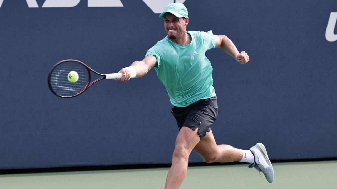 Filip Misolic and Sandro Kopp Reach Florence Challenger Quarterfinals