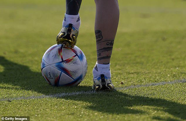 It's unclear whether the forward was wearing protective padding under his socks in training