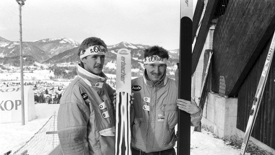 Skispringen Jens Weißflog mit Andre Kiesewetter 1990 