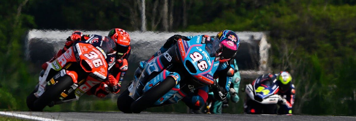 Moto2: Holgado fatura pole position para o GP da Malásia em Sepang