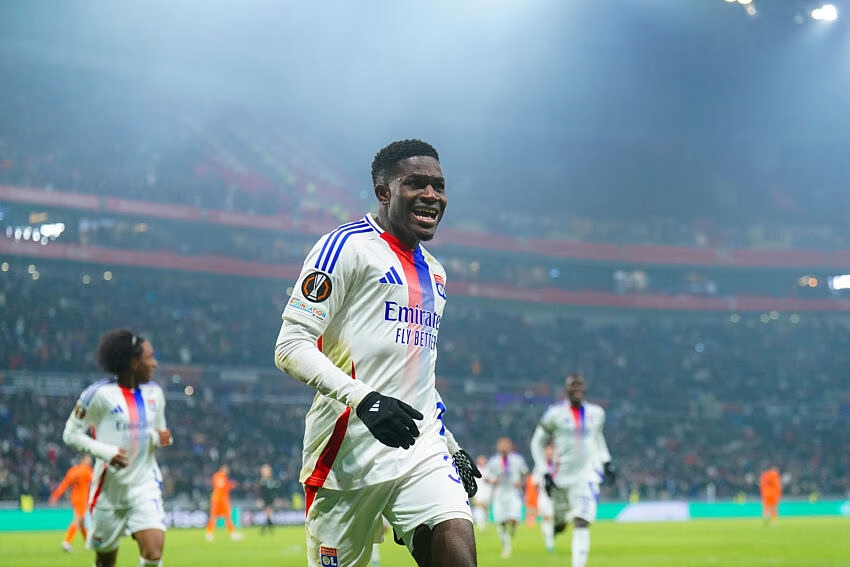 Ernest Nuamah avec l'OL