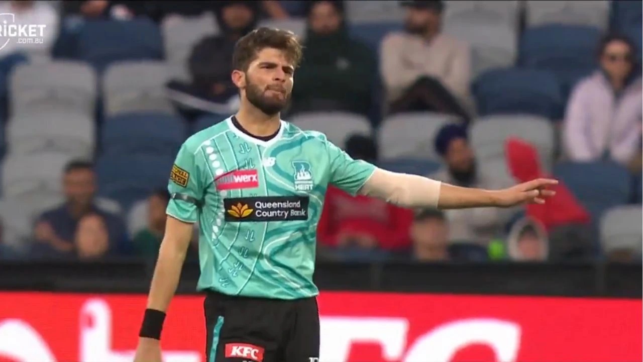Shaheen Afridi BANNED IN BBL