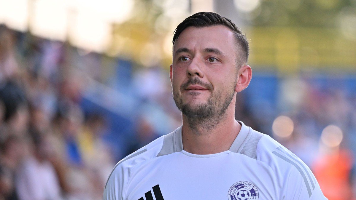 KFC Komárno Dismisses Coach Norbert Czibor and Staff