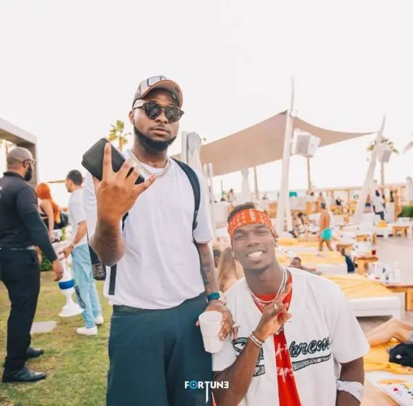 Popular Foreign Footballers Davido Been Spotted Hanging With Outside Nigeria (Photos)