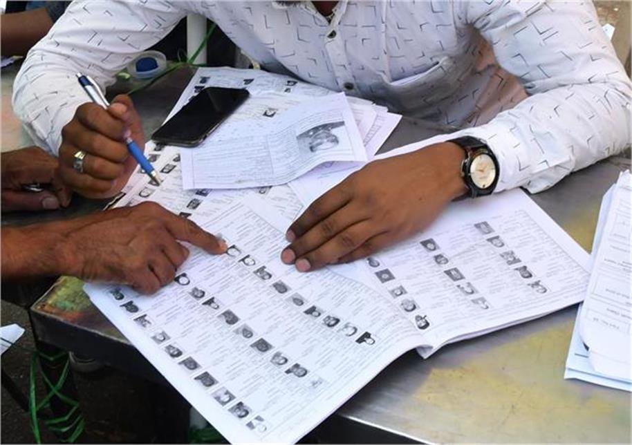 sc big decision 2 lakh names will be deleted from voter list