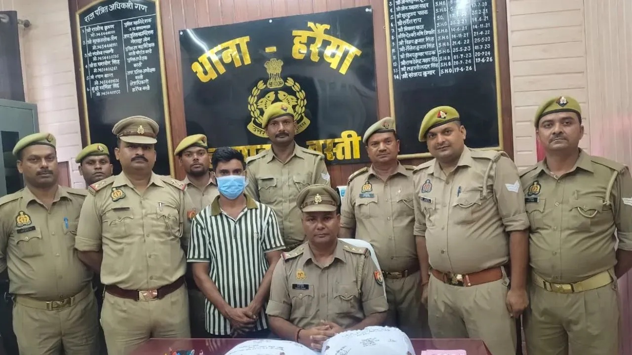 बस्ती में भाजपा के नामित सभासद 10 किलो गांजे के साथ गिरफ्तार, महाकाल रेस्टोरेंट से चल रहा था अवैध धंधा