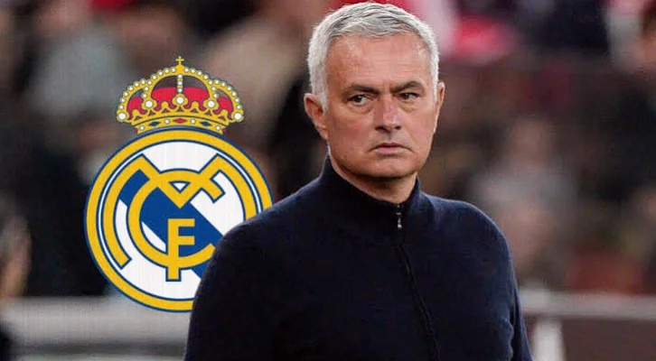 Mourinho Backs Referees Despite Ongoing Officiating Criticism