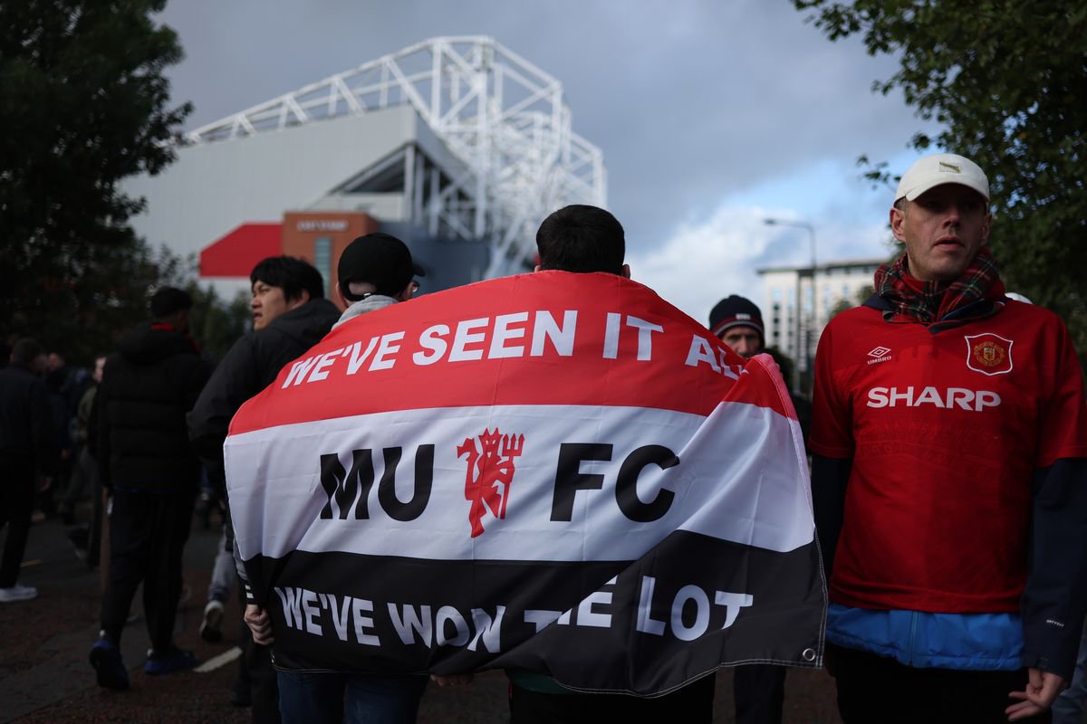Man Utd fans will be given the chance to influence the new stadium