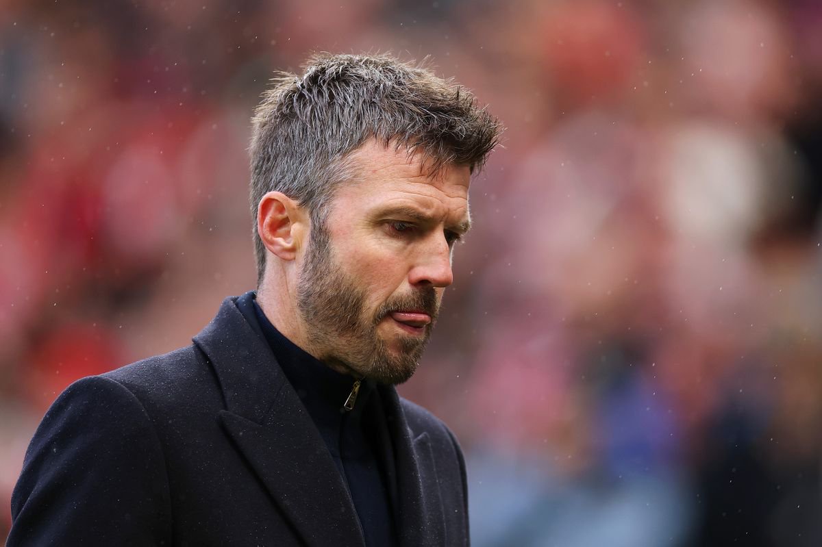Michael Carrick has been given a major Manchester United boost.