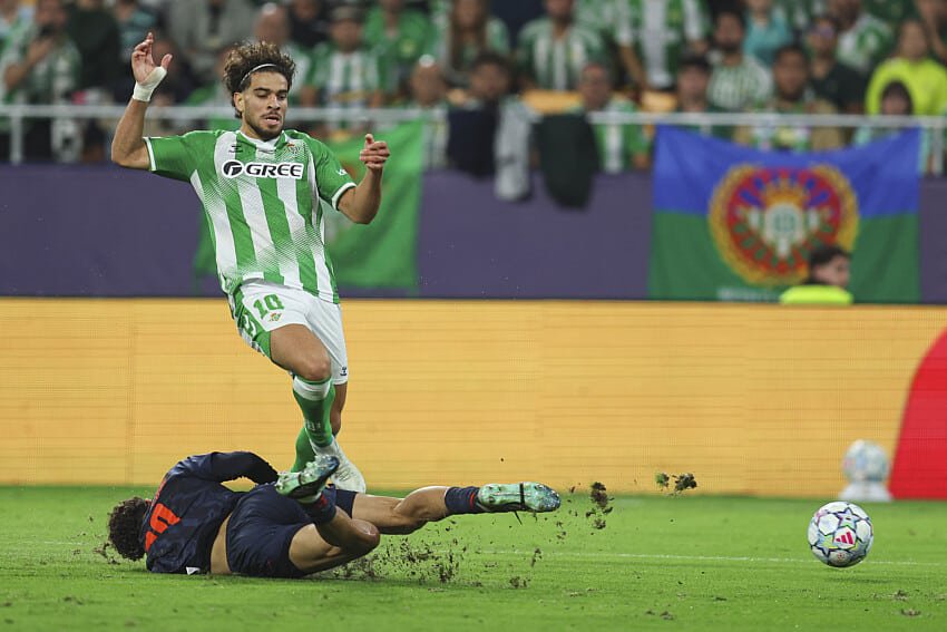 Abde Ezzalzouli (Betis)