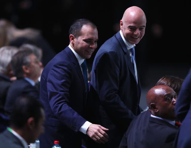 Gianni Infantino (right) is opposed by Jordan FA president Prince Ali bin Hussein (left)