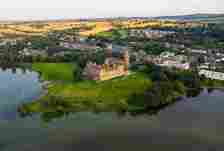 Linlithgow Palace is located just 15 miles west of Edinburgh next to a small inland loch