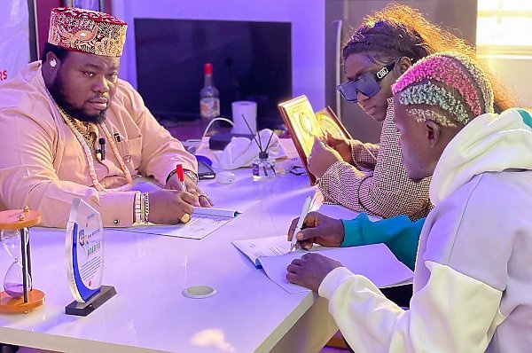 Singer Portable Shows Off His All-white Range Rover And Range Rover Sport SUVs - autojosh 