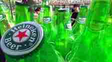 Katafaren kamfanin sarrafa barasar Holland dake yin giyar Heineken