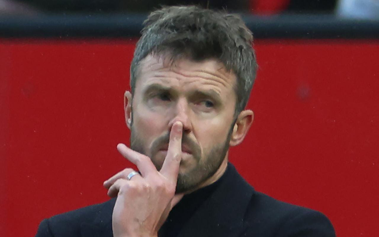 Michael Carrick avoids talk over Manchester United future amid sack threat