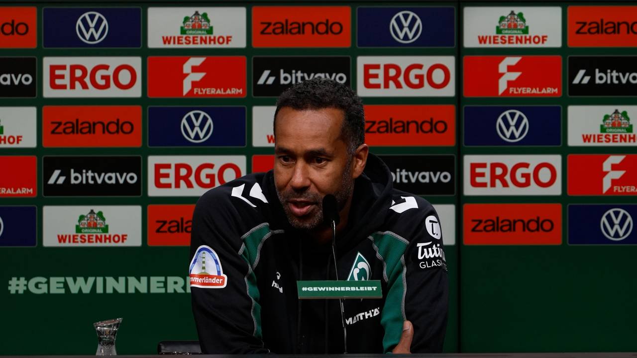 Nach Pokal-Aus: Werder-Coach stichelt gegen eigenen Keeper