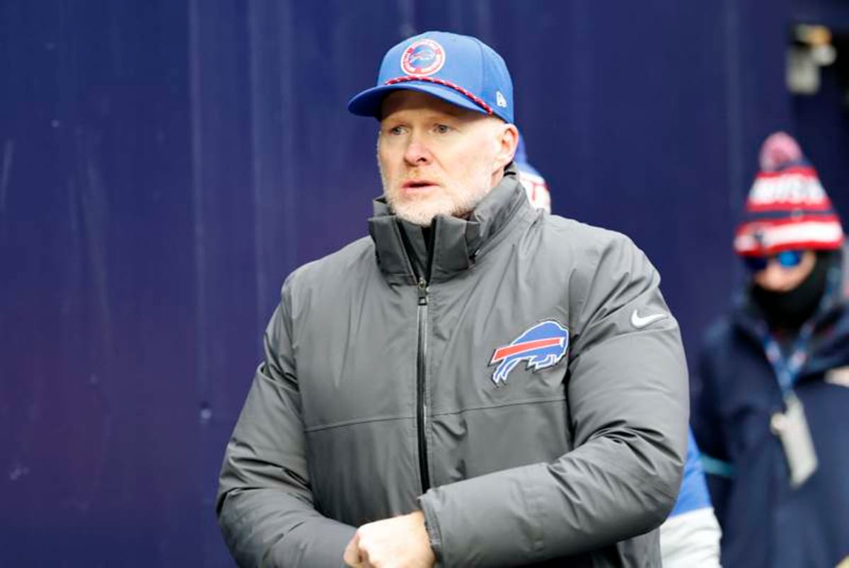 FOXBOROUGH, MA – JANUARY 05: Buffalo Bills head coach Sean McDermott during a game between the New England Patriots and the Buffalo Bills on January 5, 2025, at Gillette Stadium in Foxborough, Massachusetts. Photo by Fred Kfoury III/Icon Sportswire NFL, American Football Herren, USA JAN 05 Bills at Patriots EDITORIAL USE ONLY Icon482250105182 ©IMAGO/Icon Sportswire