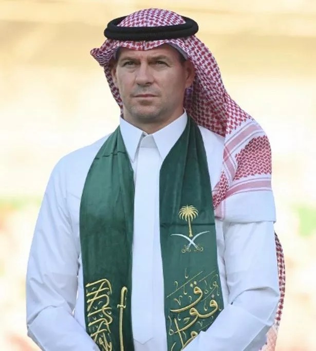 Gerrard wearing a Saudi thawb