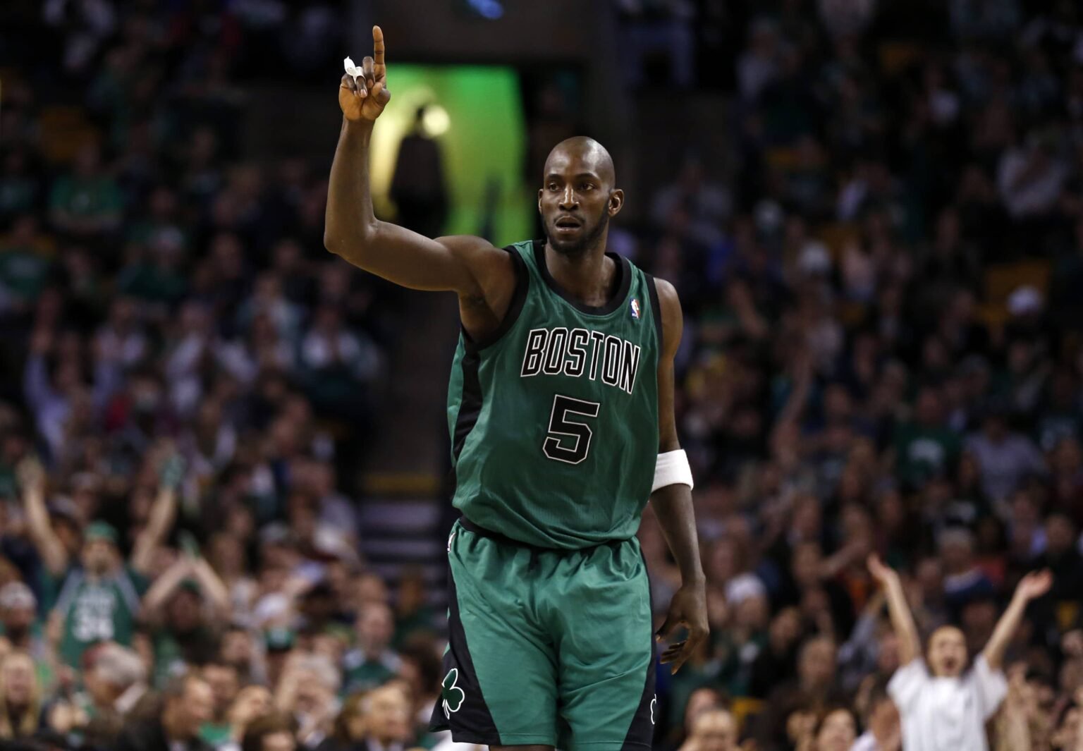 Boston, MA, USA; Boston Celtics center Kevin Garnett (5) returns down court against the Toronto Raptors during the second half at the TD Garden. The Celtics defeated the Toronto Raptors 112-88. Mandatory Credit: David Butler II-USA TODAY Sports
