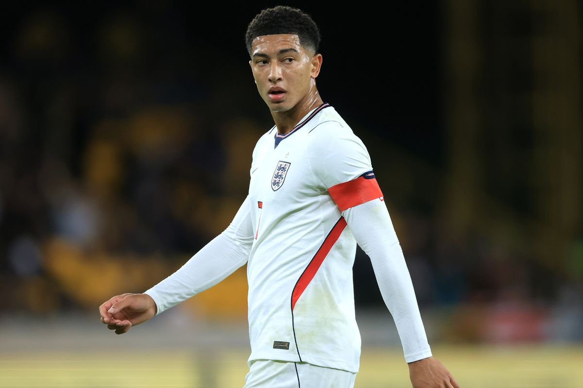 Jobe Bellingham of England U21 in action during the UEFA U21 EURO 2027 Qualifier between England and Kazakhstan at Molineux on September 25, 2026 in Wolverhampton.