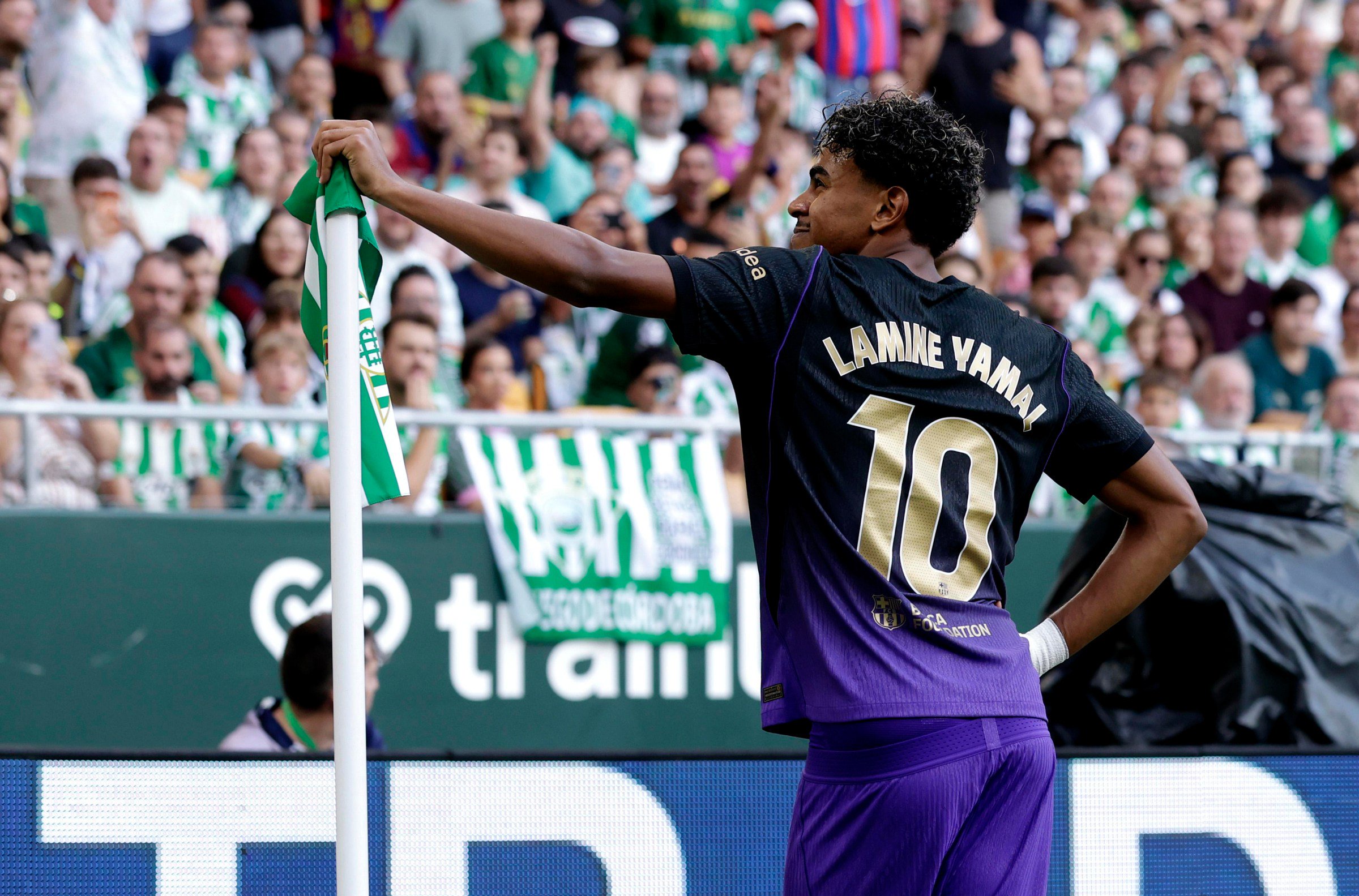 Real Betis v FC Barcelona - LaLiga EA Sports
