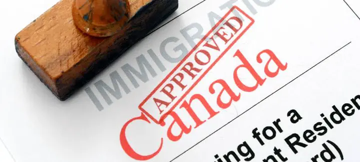 How to become a permanent resident of Canada 