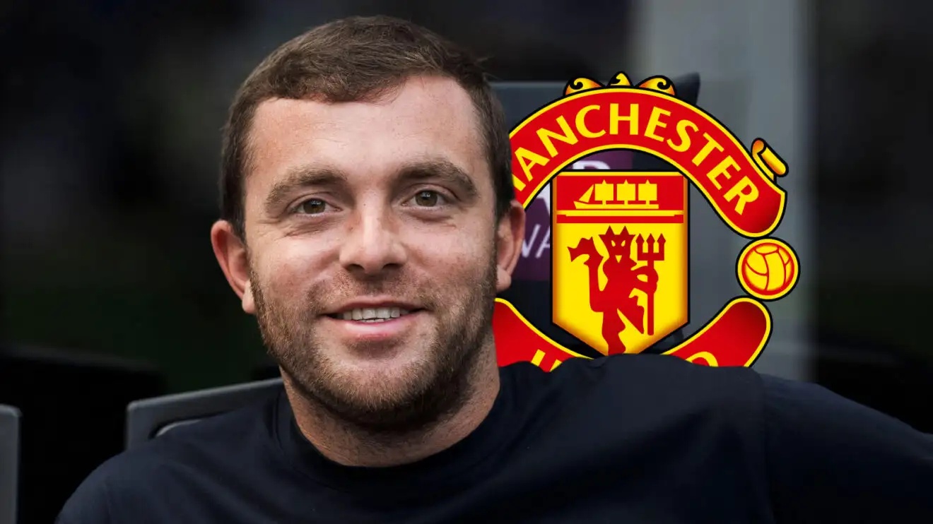 Transfer journalist Fabrizio Romano and Man Utd badge - copyright F365