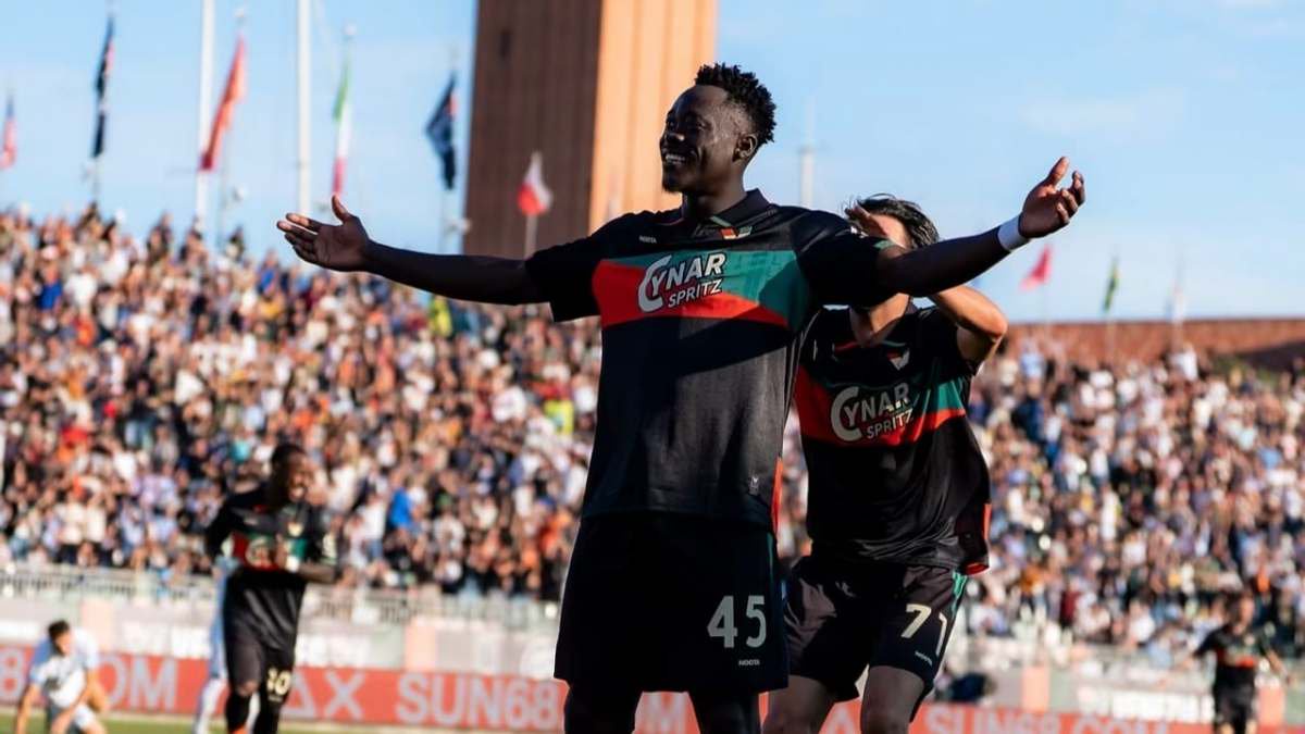 Venezia surpreende o Napoli, vence por 1 a 0 e encerra jejum na Série A