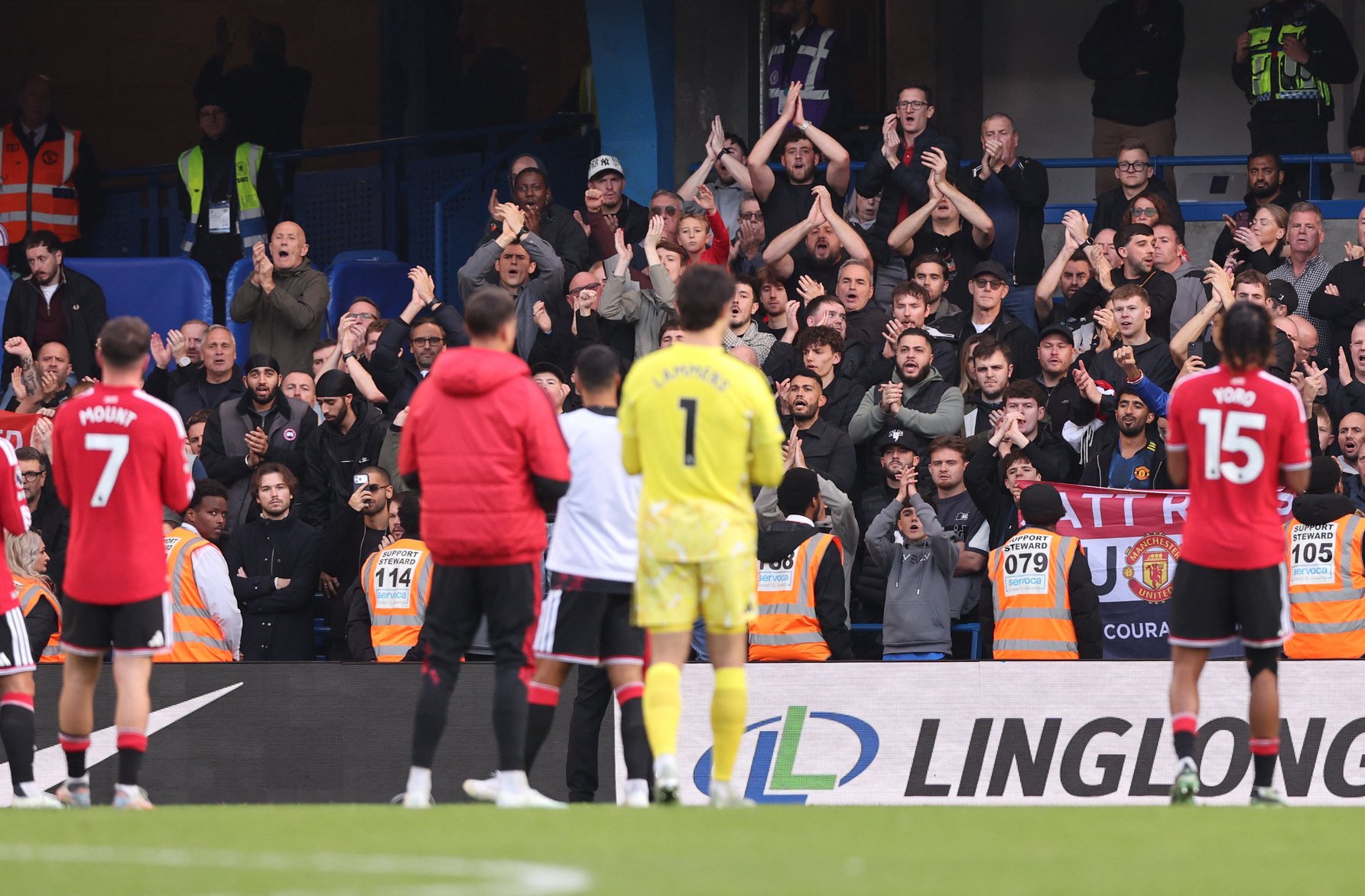 Man Utd players approach away fans after the final whistle