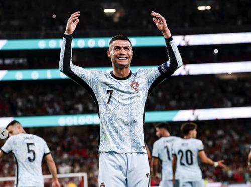 Cristiano Ronaldo masih menjadi mesin gol Timnas Portugal. (Foto: Instagram/@portugal)