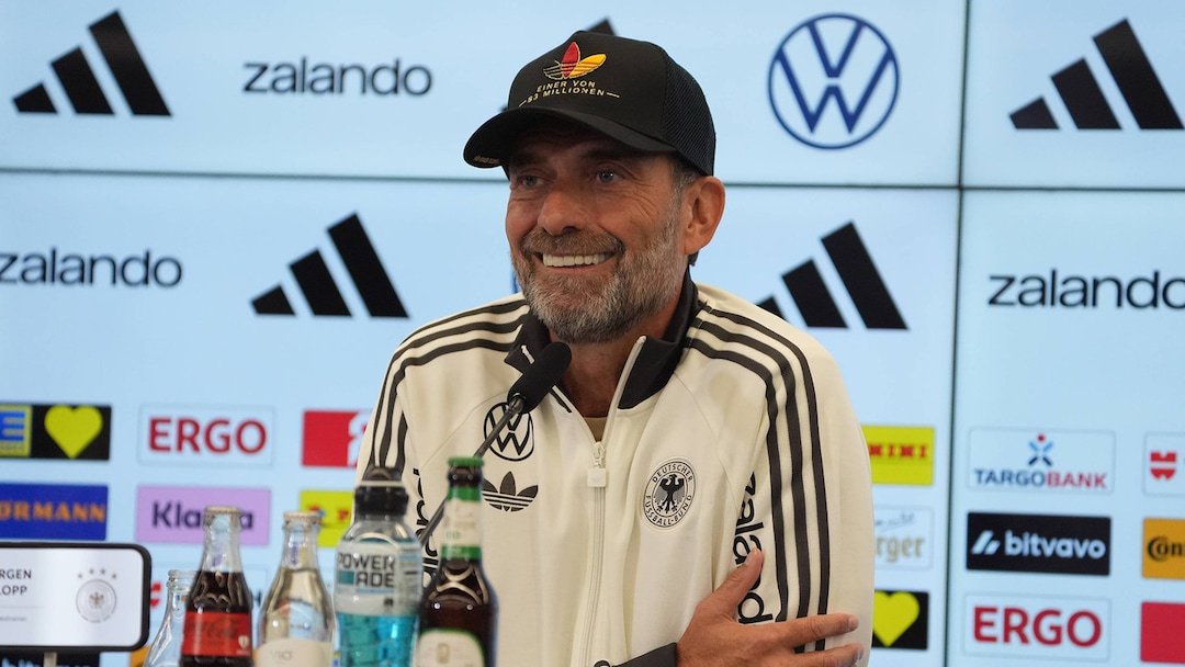 Jürgen Klopp stellt gleich zwei neue DFB-Kader vor. Auch 16 Länderspiel-Debütanten sind dabei – es ist ein Start mit Knalleffekt.