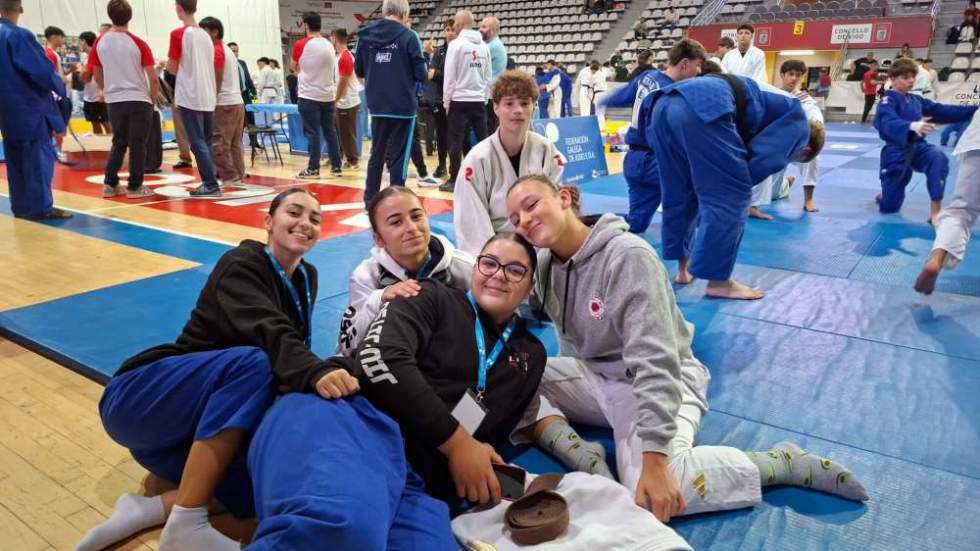 Valeria Lajo Dominates National Judo Ranking and Canary Wrestling