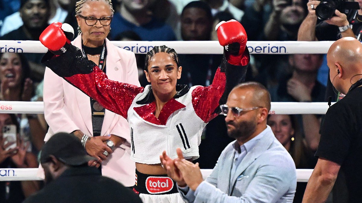 Amanda Serrano before fight