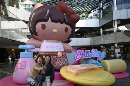 Após Mbappé, Hello Kitty pede desculpas por polêmica com a China