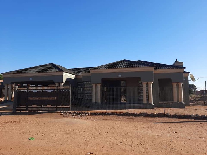 Beautiful houses trending in Limpopo 2020 see photos