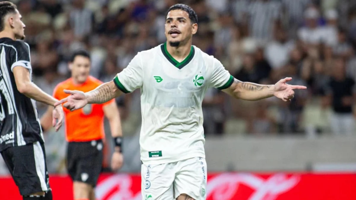Late Penalty Denies Juventude Serie B Lead in Controversial 2-2 Draw with Ceara