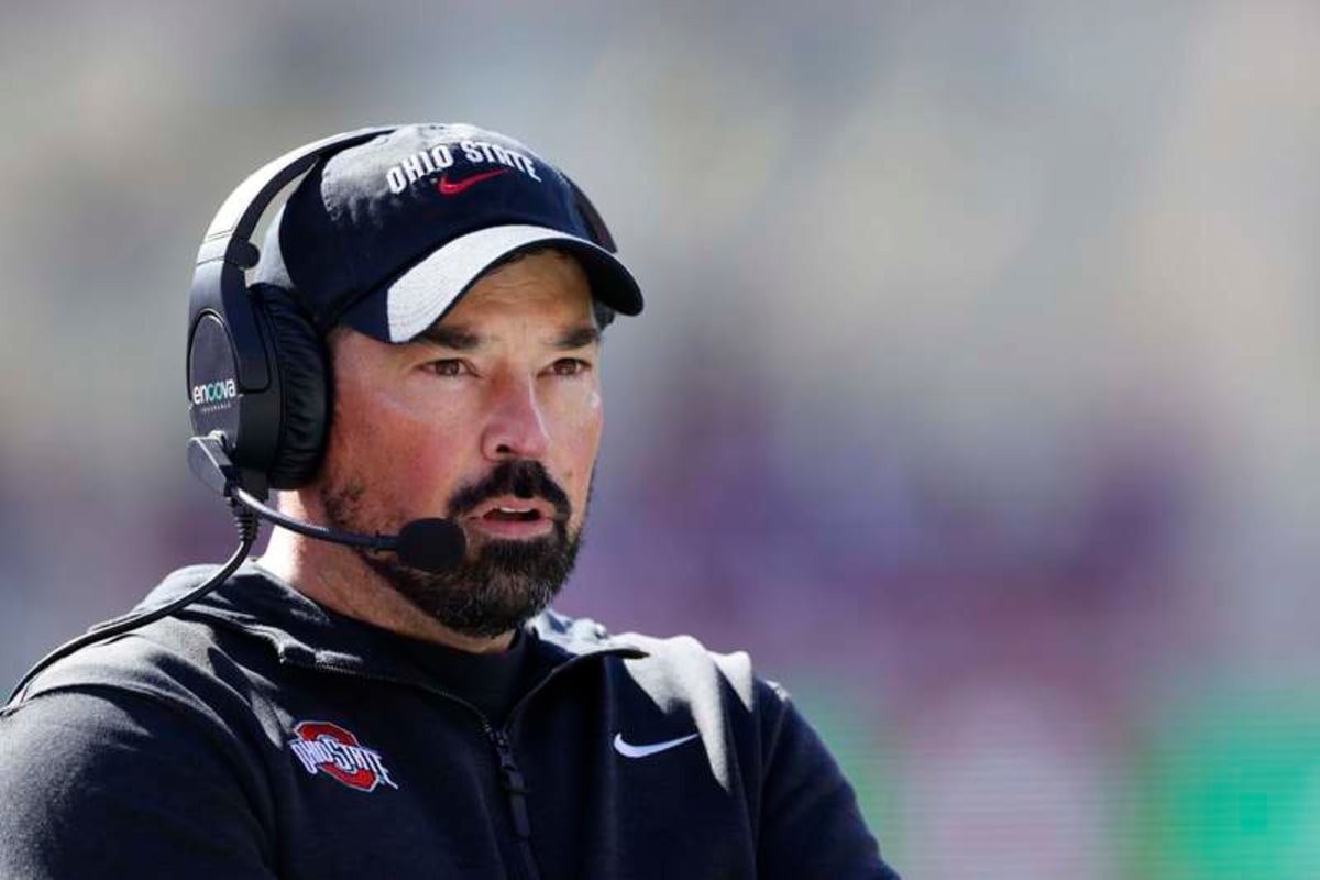 BLOOMINGTON, IN – OCTOBER 17: Head coach Ryan Day of the Ohio State Buckeyes looks on in the first half during the college football game against the Indiana Hoosiers on October 17, 2026 at Memorial Stadium in Bloomington, Indiana. Photo by Joe Robbins/Icon Sportswire COLLEGE FOOTBALL: OCT 17 Ohio State at Indiana EDITORIAL USE ONLY Icon573261017013 ©IMAGO/Icon Sportswire