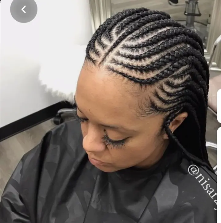 Trending hairstyles for ladies in Nigeria