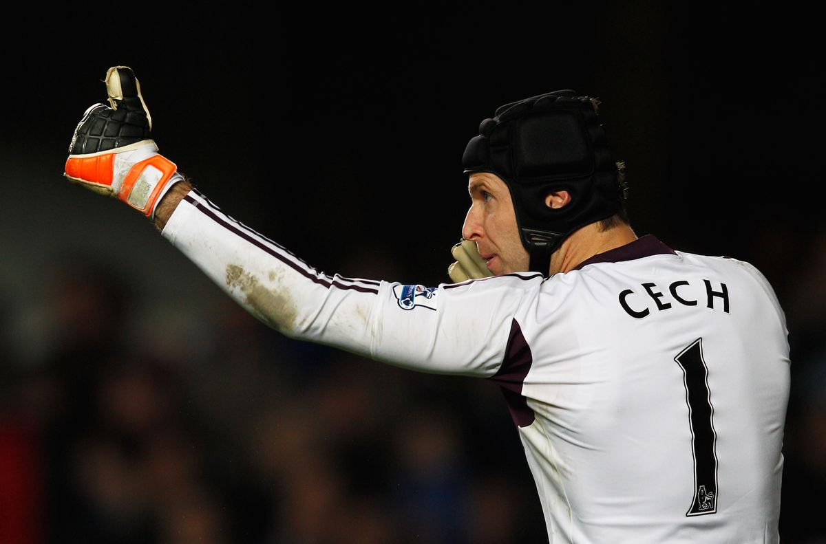 Petr Cech would don head gear on his Chelsea return, which would stay with him for the remainder of his career