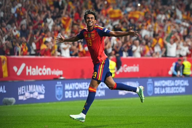 Spain's forward Lamine Yamal