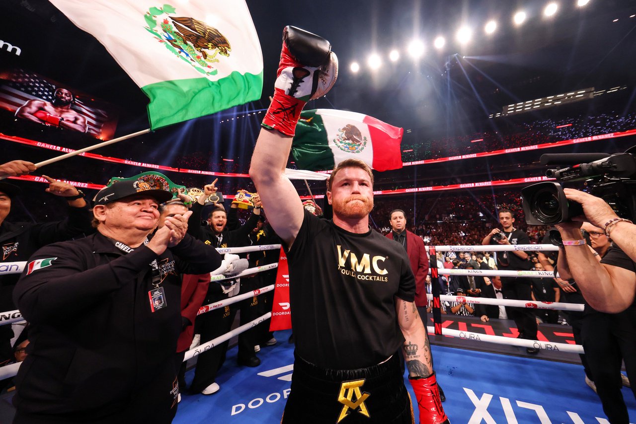 Canelo Alvarez waves to fans before his match against Terence Crawford. 