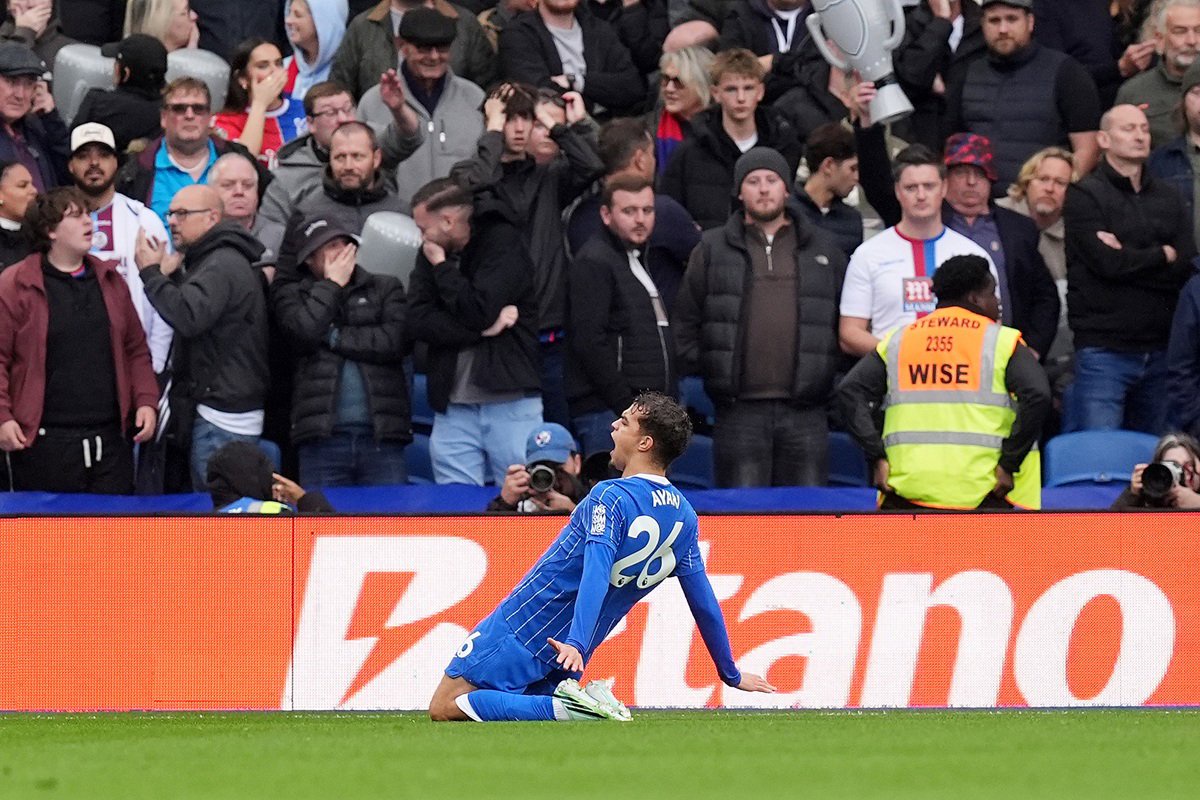 Man Utd And Arsenal ‘On Alert’ As Brighton Star Considers Running Down His Contract