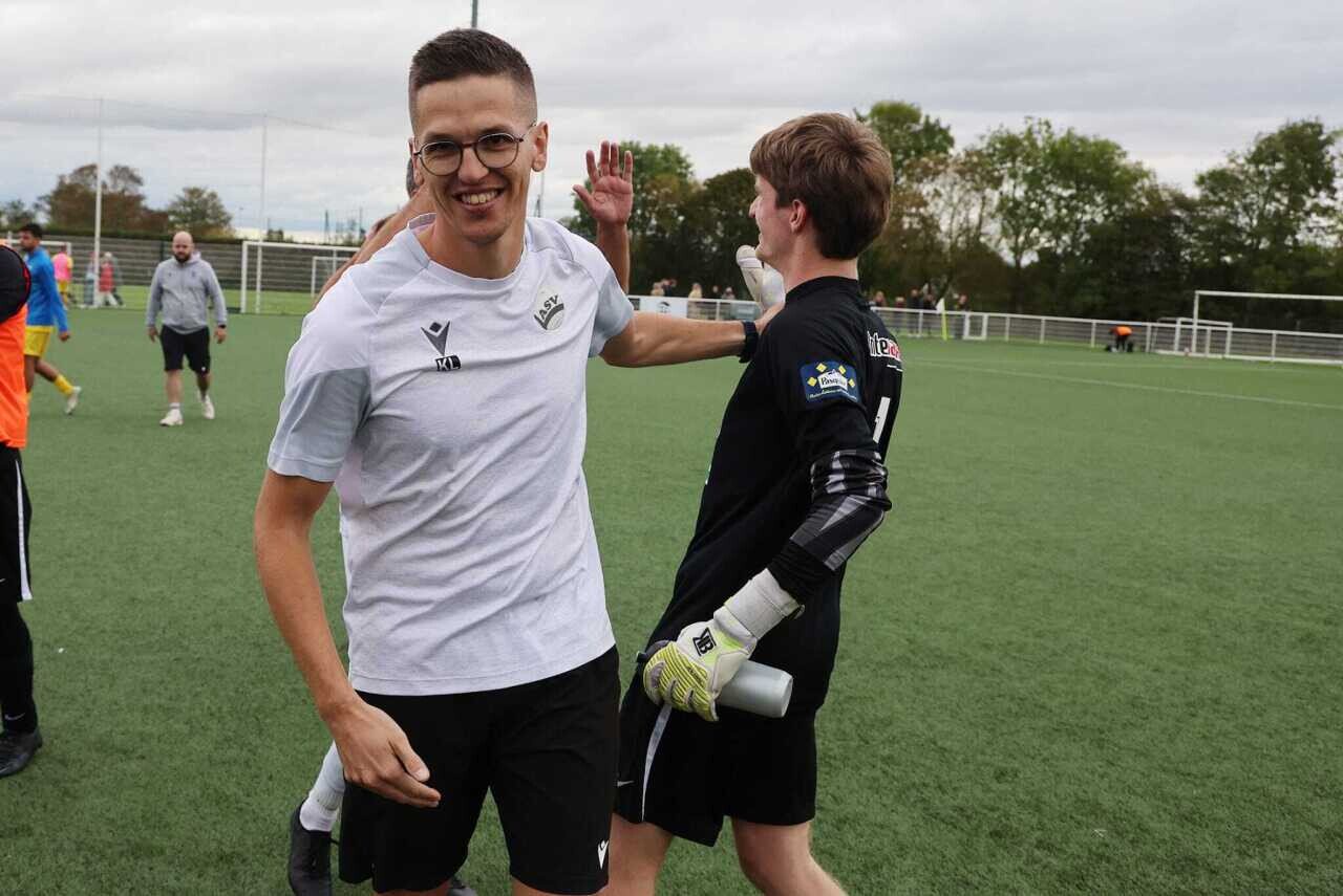 Kévin Leroux est l'entraîneur de Verson, équipe de Régional 3 qualifiée pour le sixième tour de la Coupe de France.