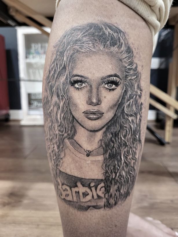 Princess' face was inked on her leg
